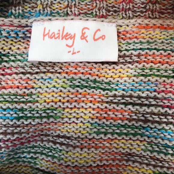 Colorful Sweater with Long Balloon Sleeves - Picture 4 of 4